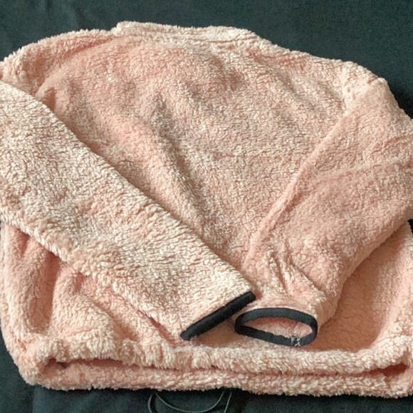 SIZE small no boundaries plush pullover sweatshirt/ jacket. Peachy/ pink - Picture 8 of 9